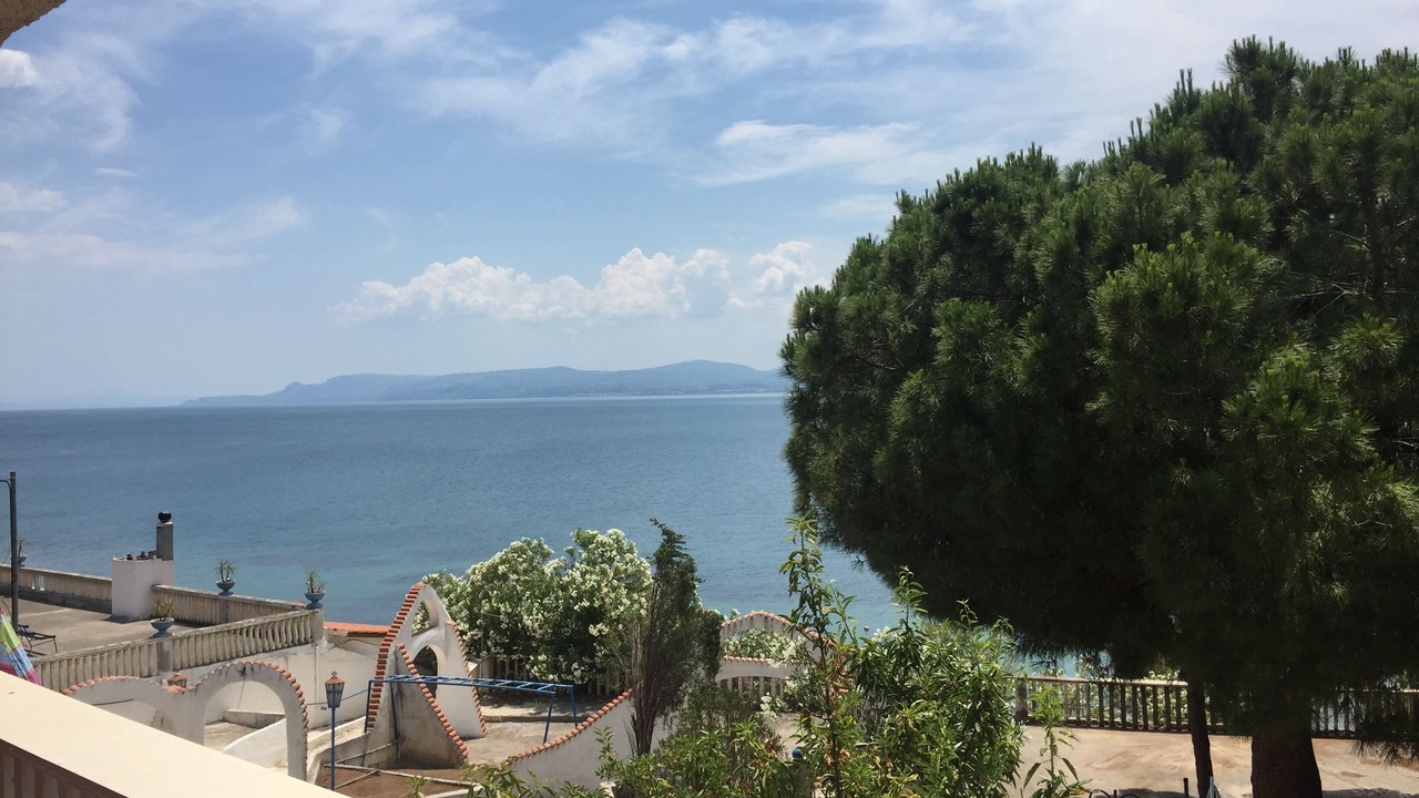 Photo of Others in Eretria