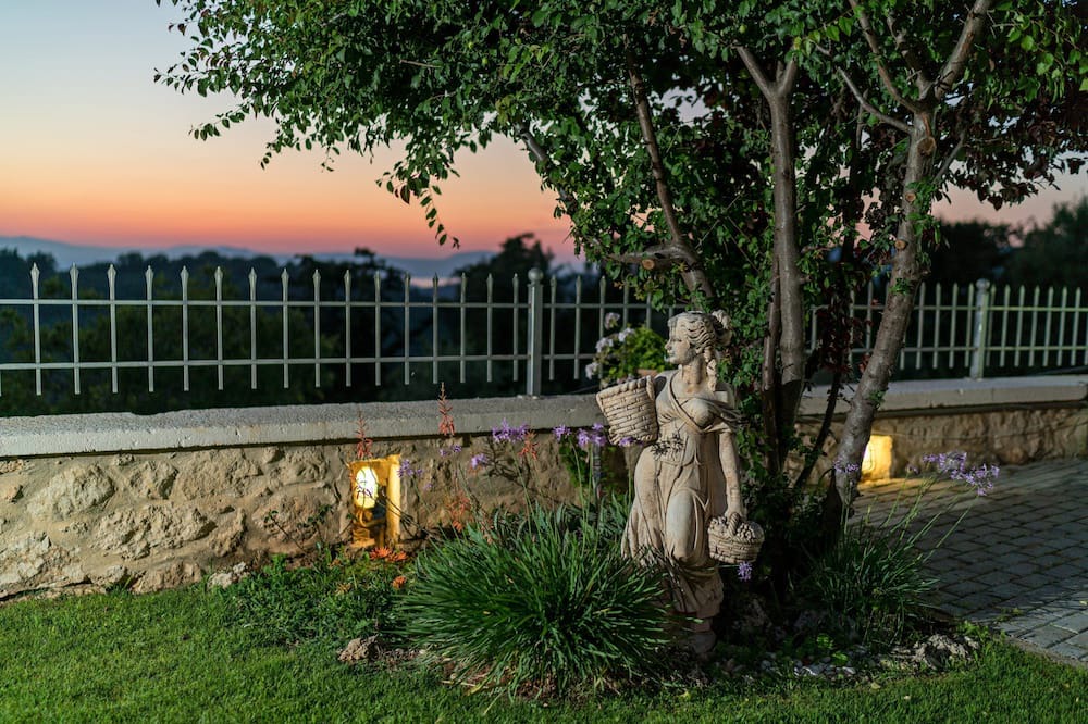 Photo of Outdoor in Kaloniktis