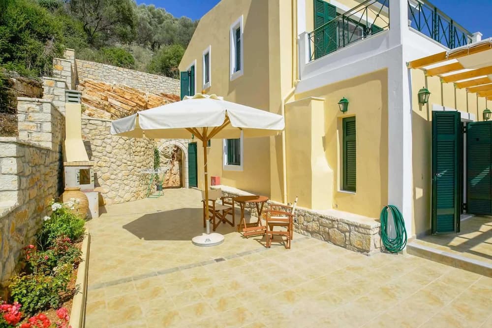 Photo of Patio Balcony in Spartochori