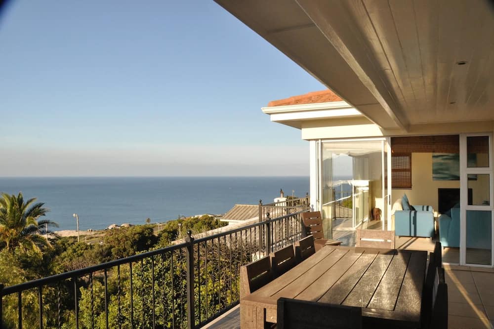Photo of Patio Balcony in Simon's Town