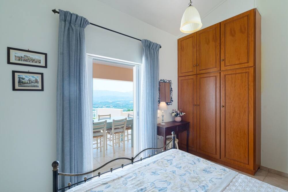 Photo of Bedroom in Palekastro