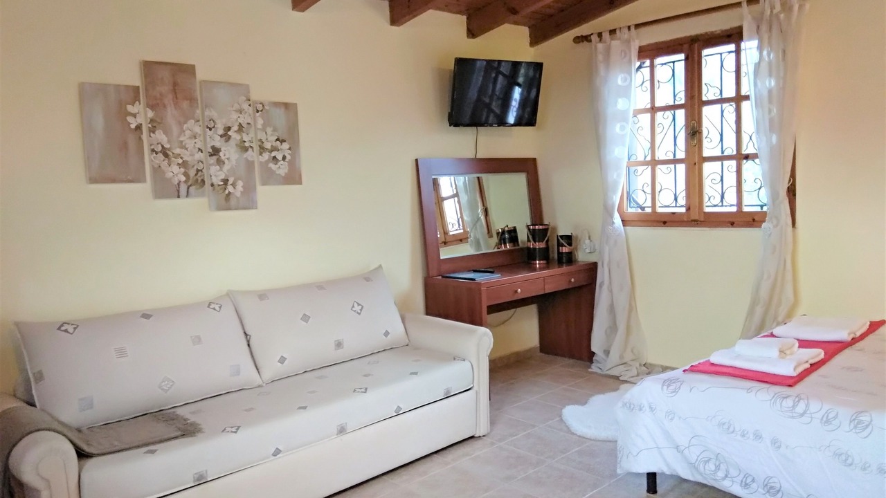 Photo of Others in Saronikos