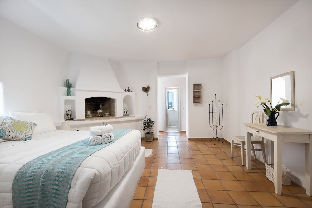 Photo of Bedroom in Houlakia