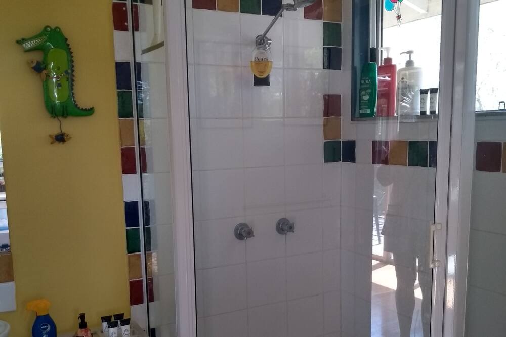 Photo of Bathroom in Kenmore Hills
