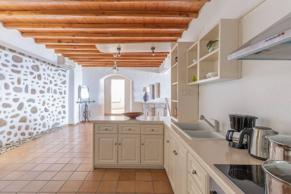 Photo of Kitchen in Houlakia