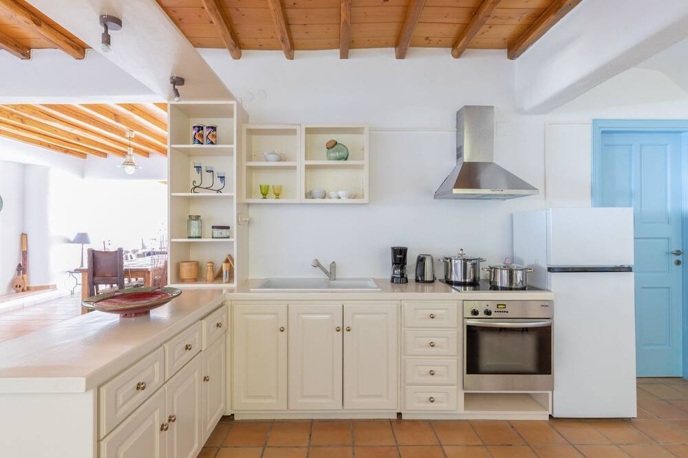Photo of Kitchen in Houlakia