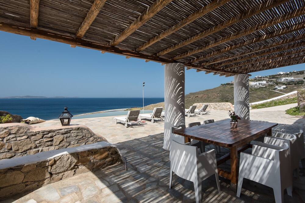 Photo of Patio Balcony in Houlakia