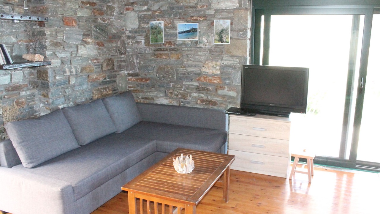 Photo of Livingroom in Petries