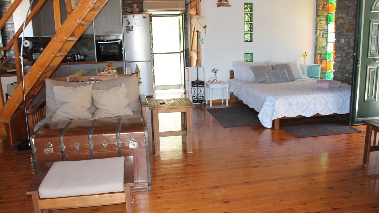 Photo of Livingroom in Petries