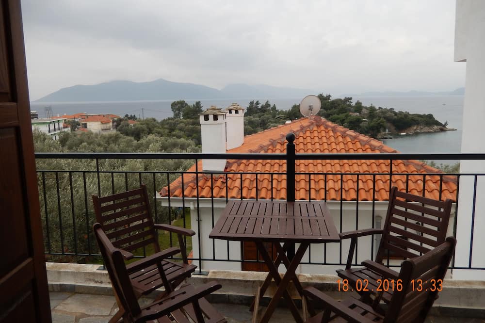 Photo of Bedroom in Trikeri