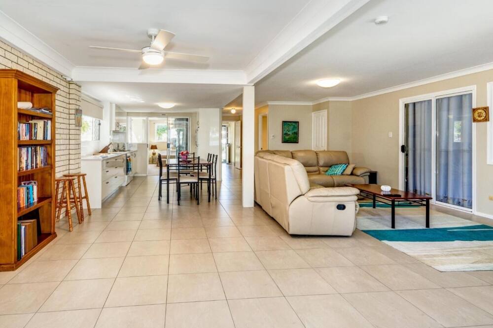 Photo of Livingroom in Bellara