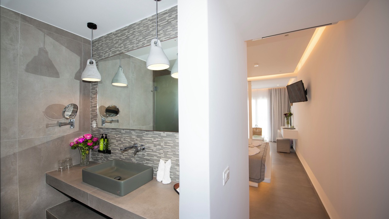 Photo of Bedroom in Mykonos Town