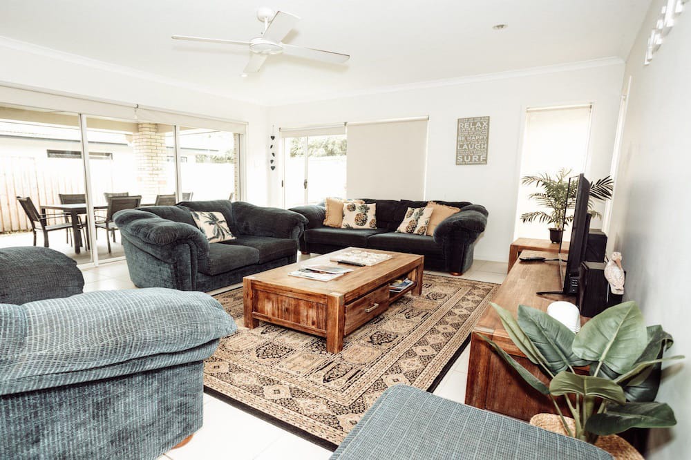 Photo of Livingroom in Golden Beach