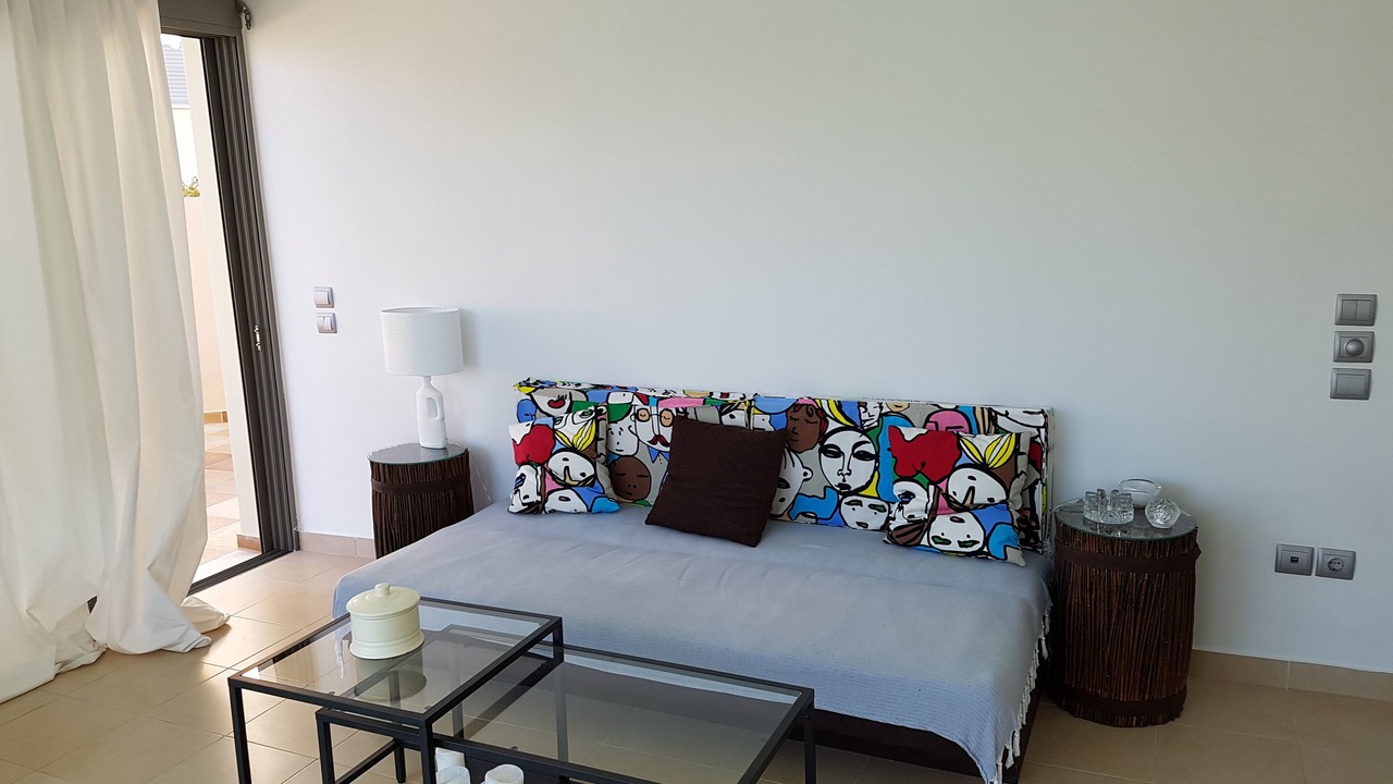 Photo of Livingroom in Bouzaiika
