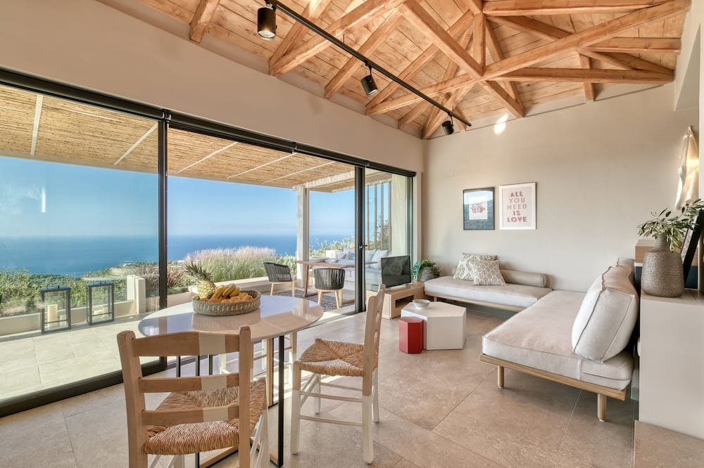 Photo of Livingroom in Kavallos