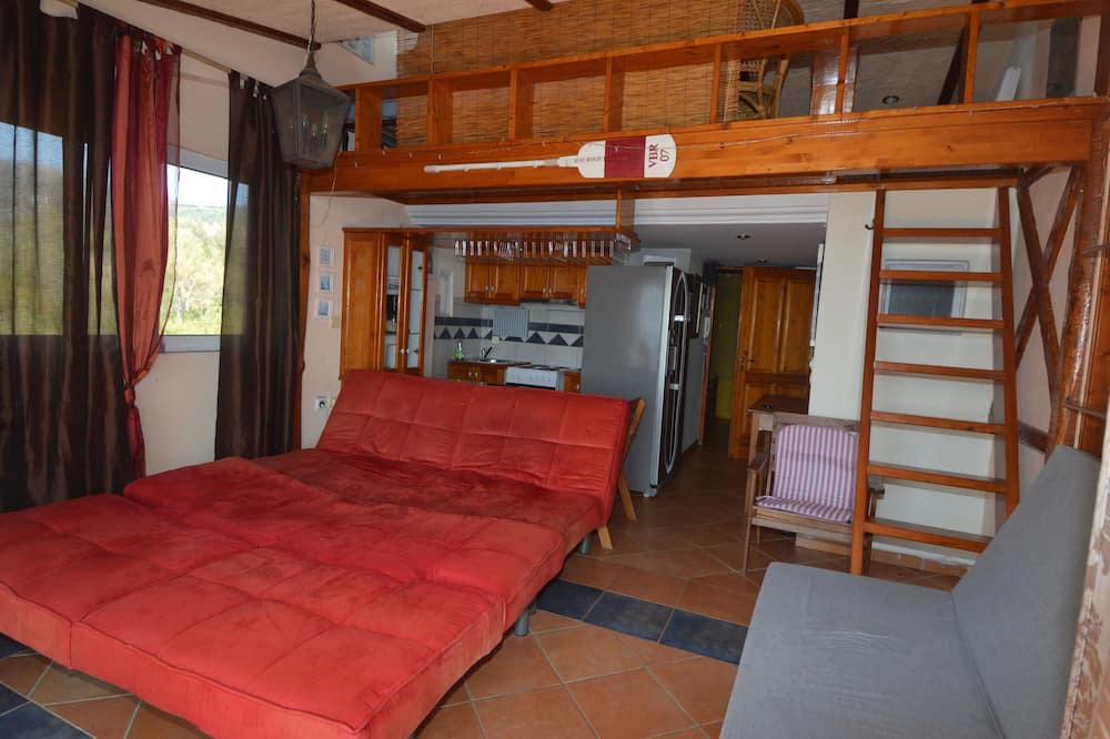 Photo of Bedroom in Marmari