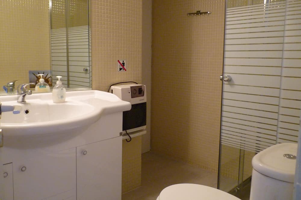 Photo of Bathroom in Eretria