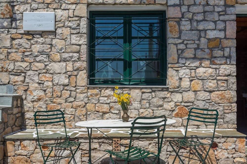 Photo of Patio Balcony in Votsi