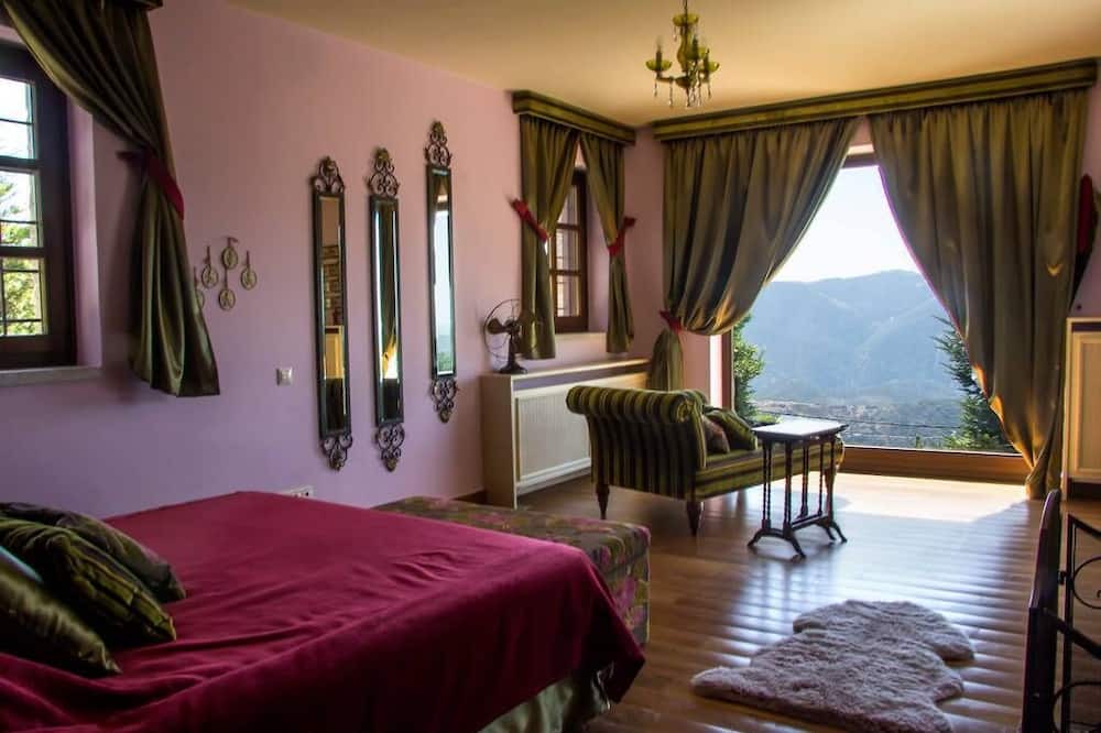 Photo of Others in Arachova