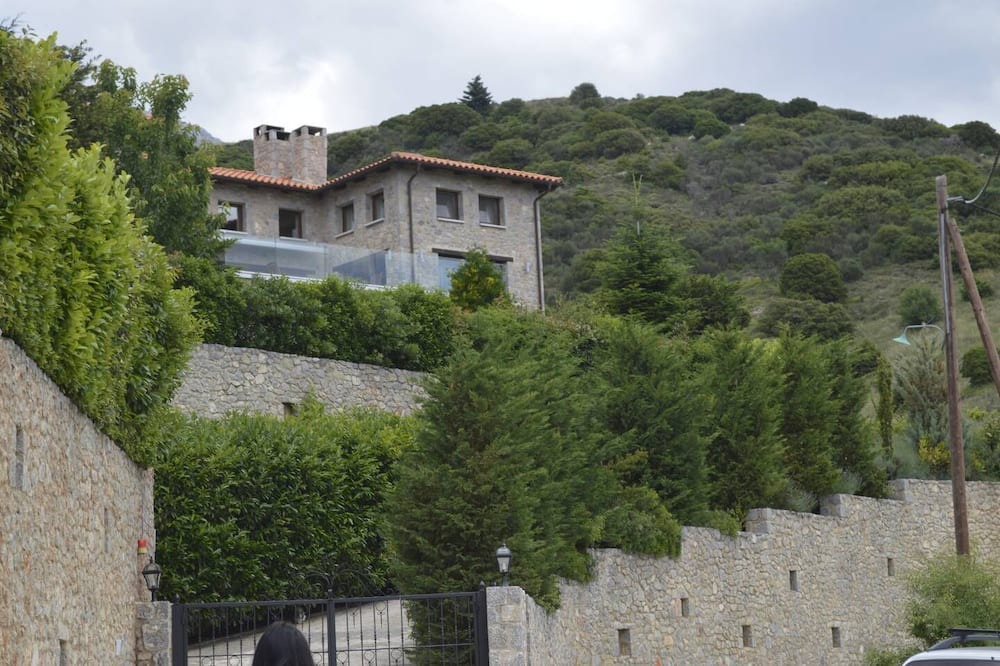 Photo of Others in Arachova