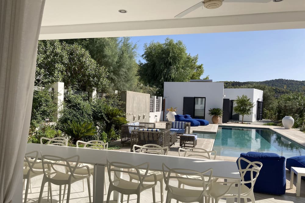 Photo of Patio Balcony in Vagia