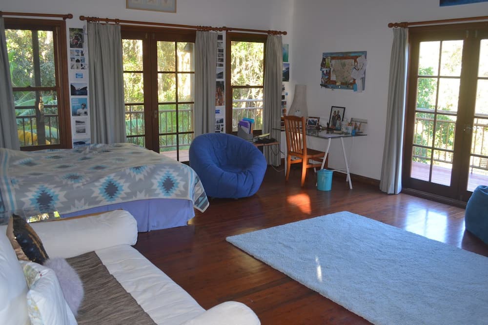 Photo of Livingroom in Wurtulla