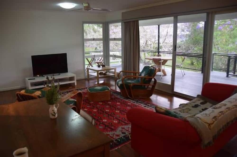 Photo of Livingroom in Brookfield