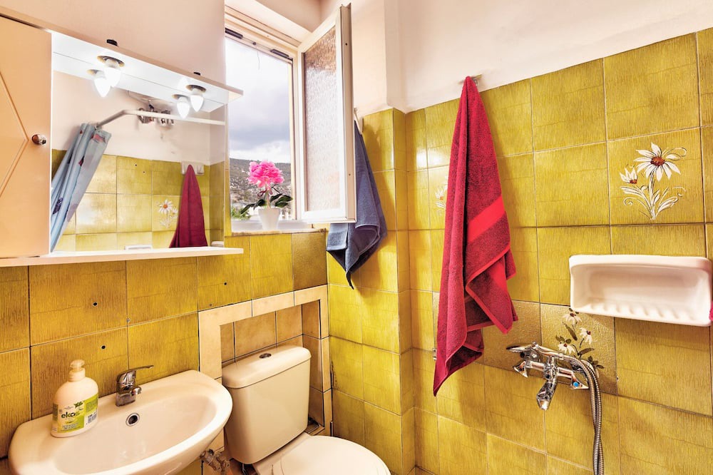 Photo of Bathroom in Phthiotis Region