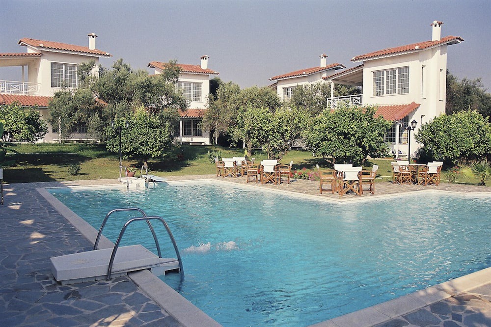 Photo of Others in Neos Erineos