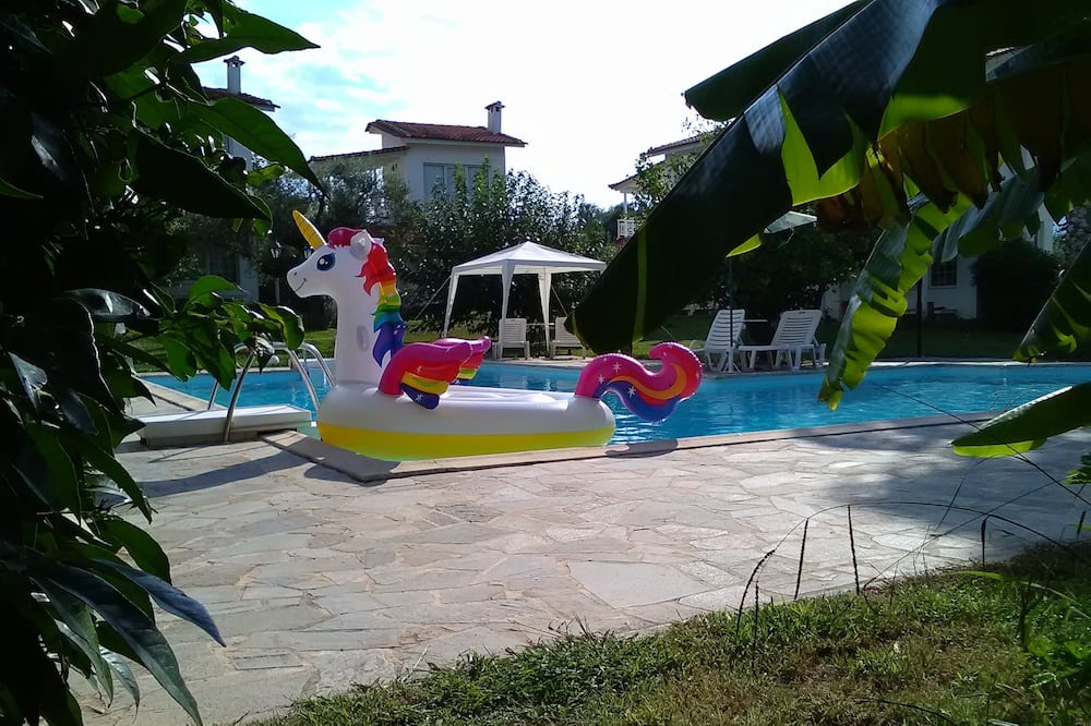 Photo of Outdoor in Neos Erineos