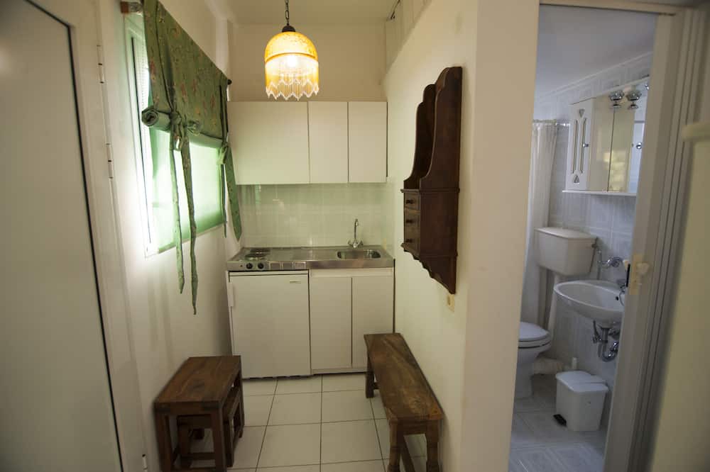 Photo of Kitchen in Neos Erineos