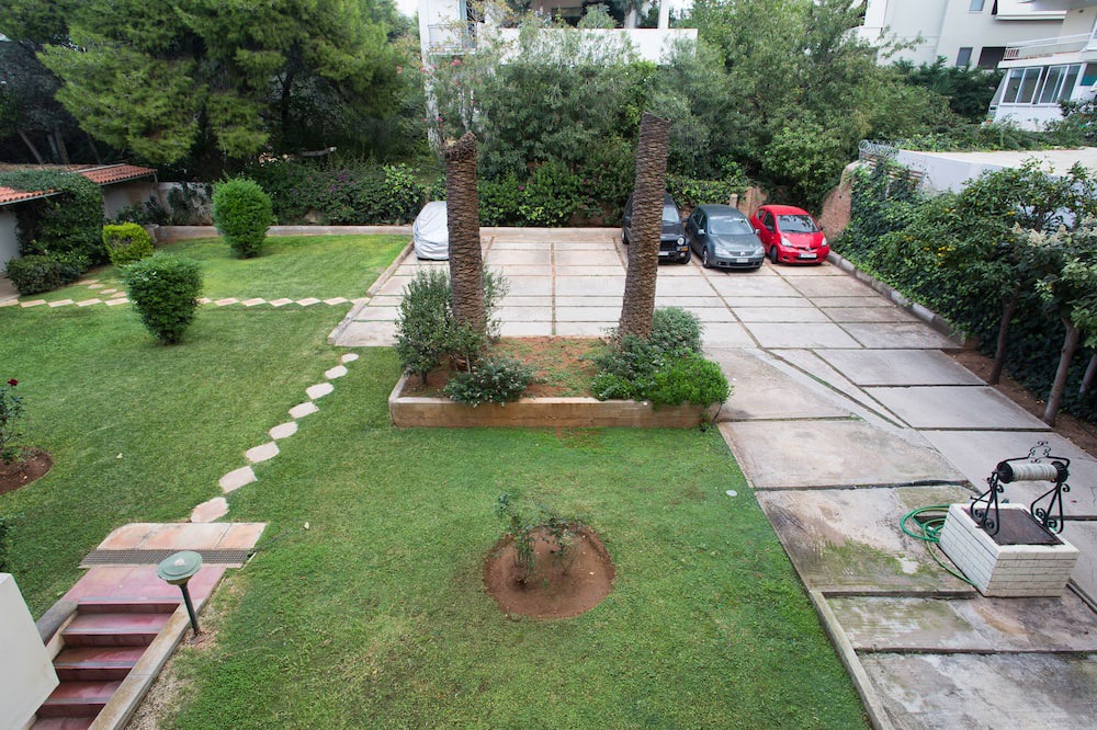 Photo of Outdoor in Voula