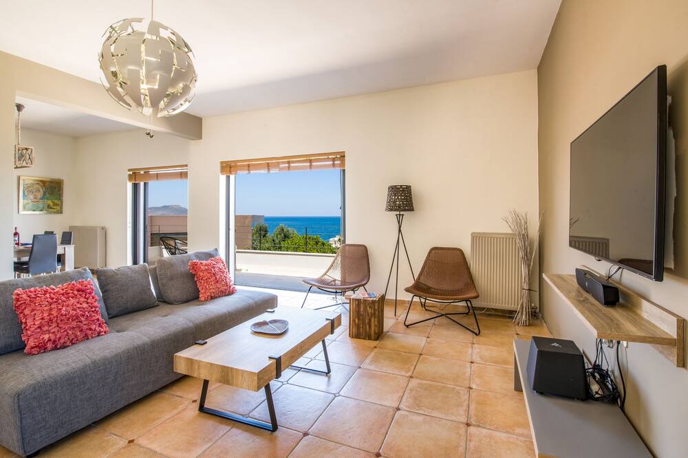 Photo of Livingroom in Kato Galatas