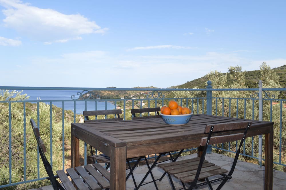 Photo of Patio Balcony in Livadi