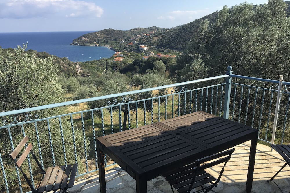 Photo of Patio Balcony in Livadi