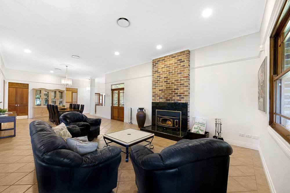 Photo of Livingroom in Advancetown