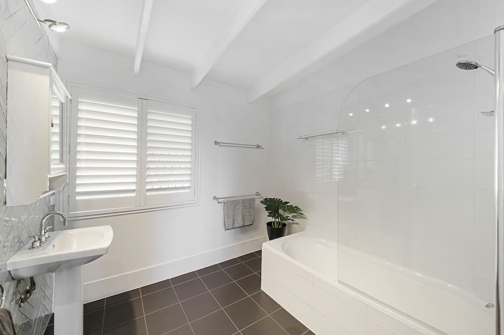 Photo of Bathroom in Cooroy
