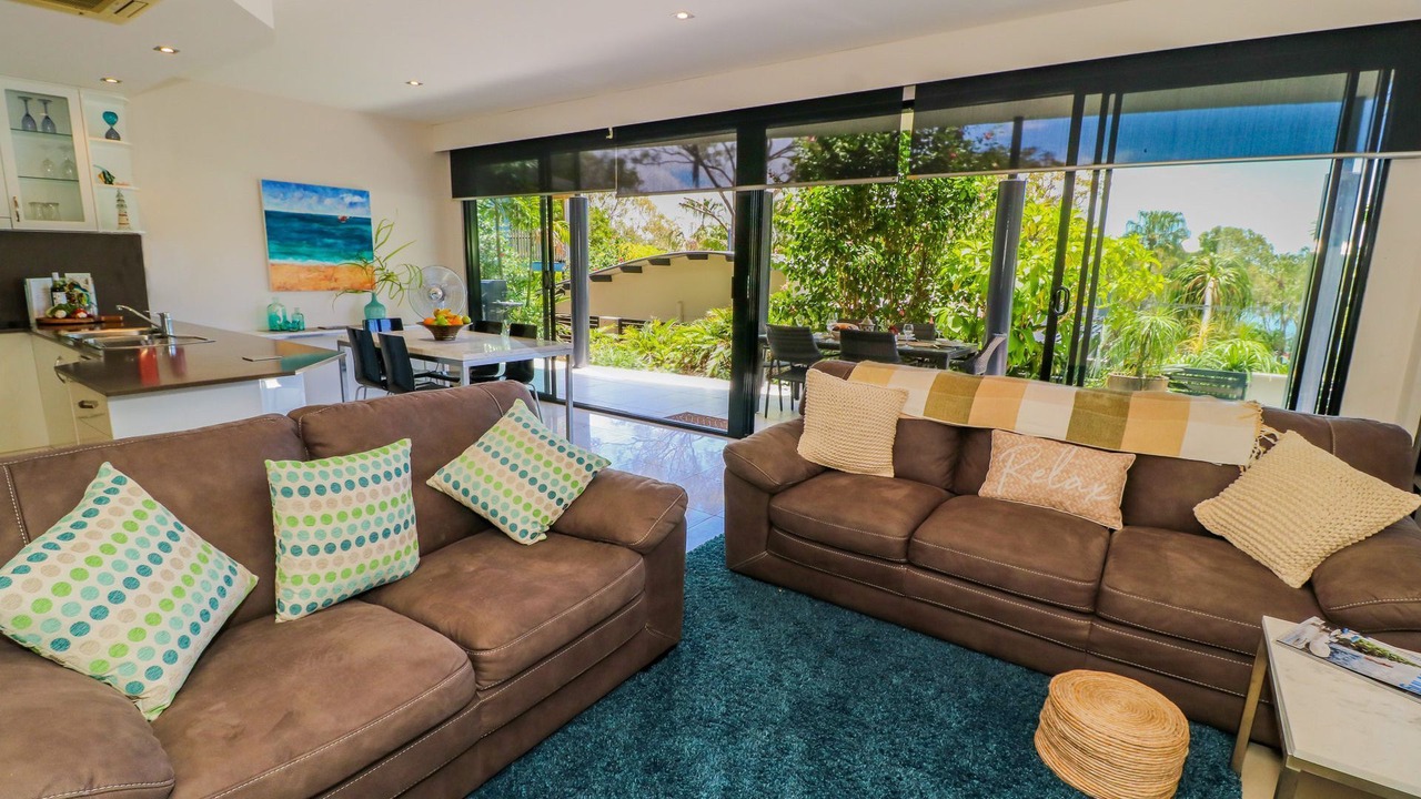 Photo of Livingroom in Seventeen Seventy