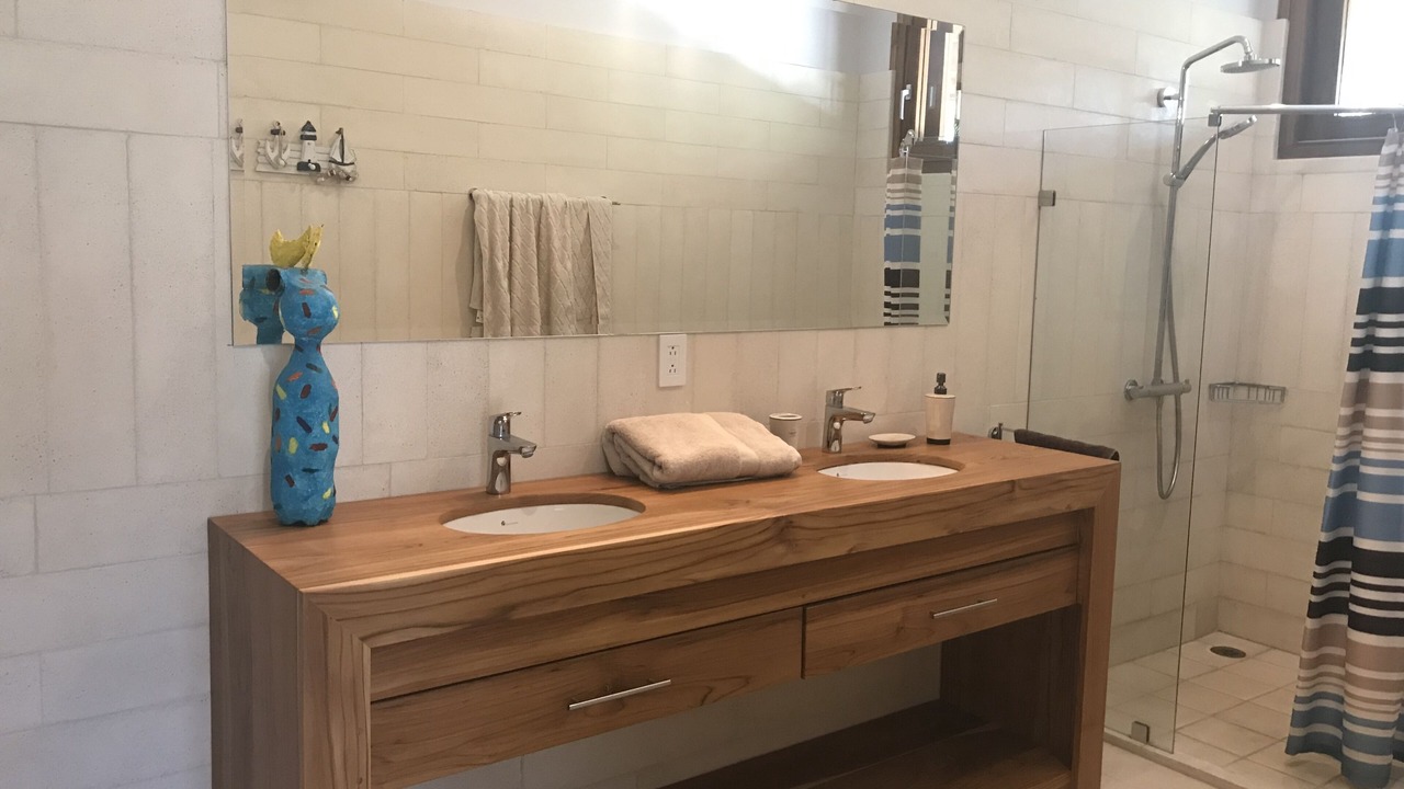Photo of Bathroom in Potrero