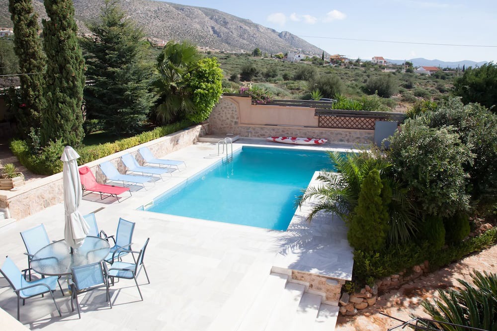 Photo of Outdoor in Saronikos