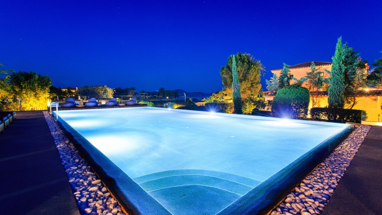 Photo of Outdoor in Plepi