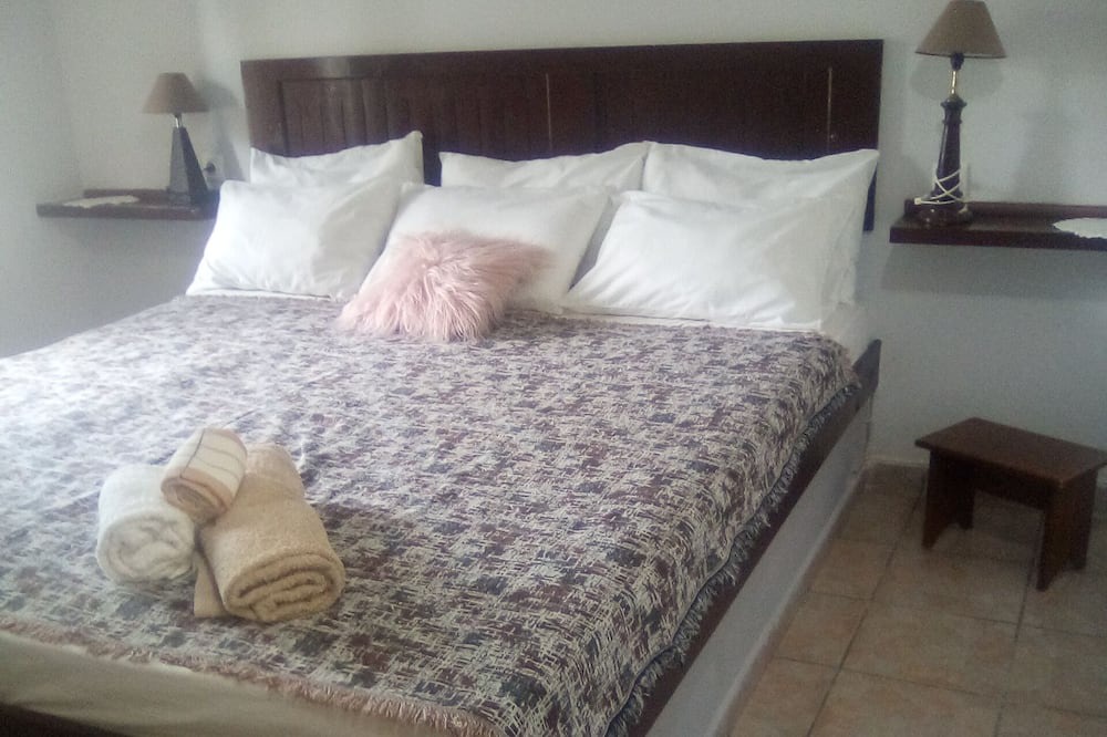 Photo of Bedroom in Eretria
