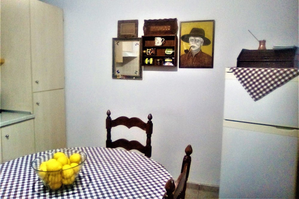 Photo of Kitchen in Eretria