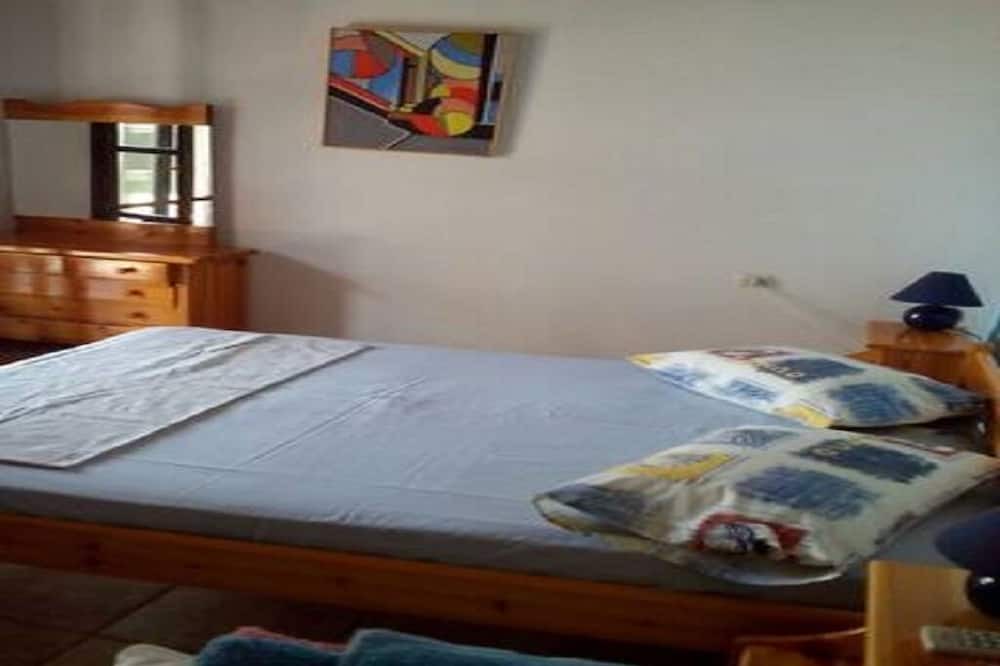Photo of Bedroom in Plepi