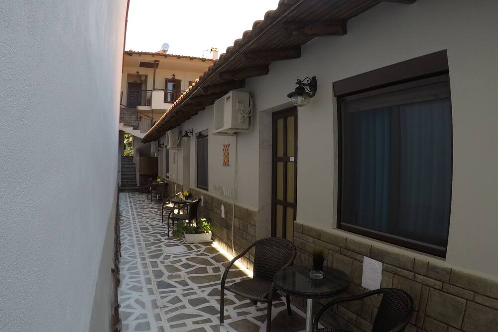 Photo of Patio Balcony in Chrisi Akti