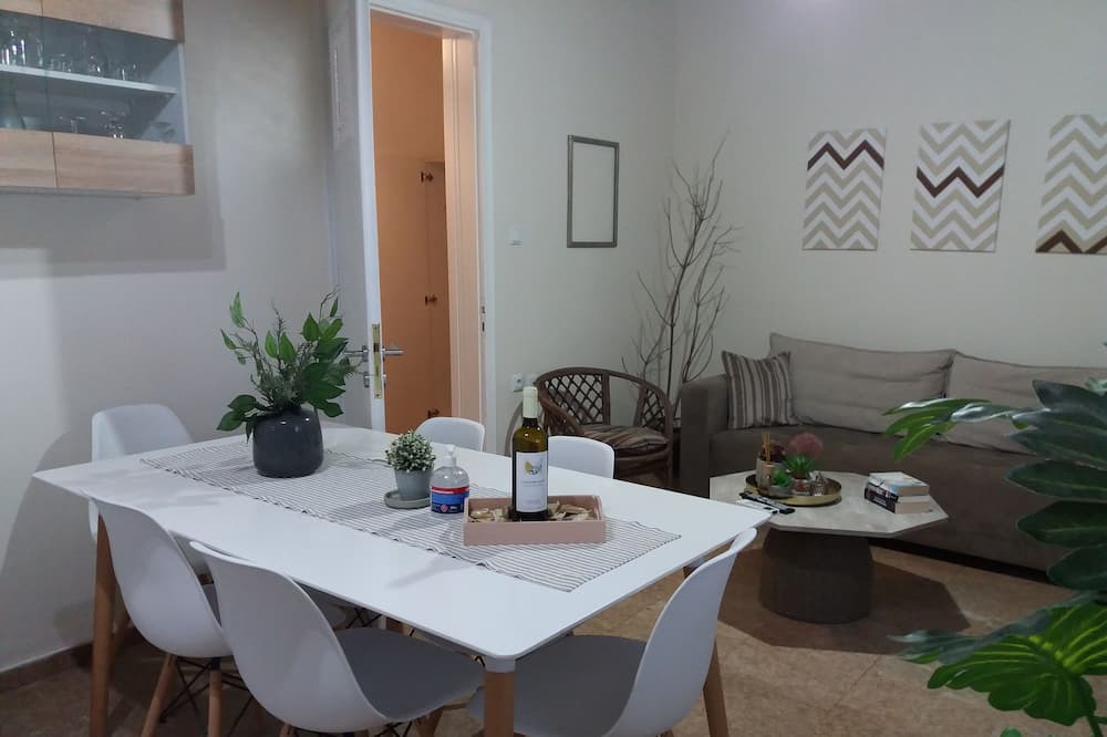 Photo of Livingroom in Katakolo