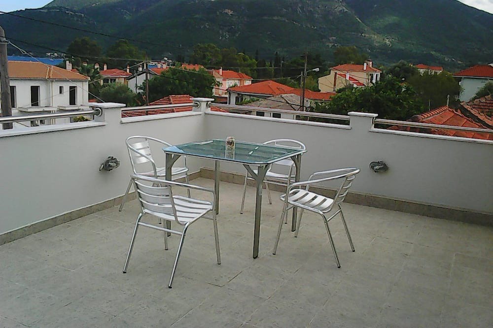 Photo of Patio Balcony in Karavomylos