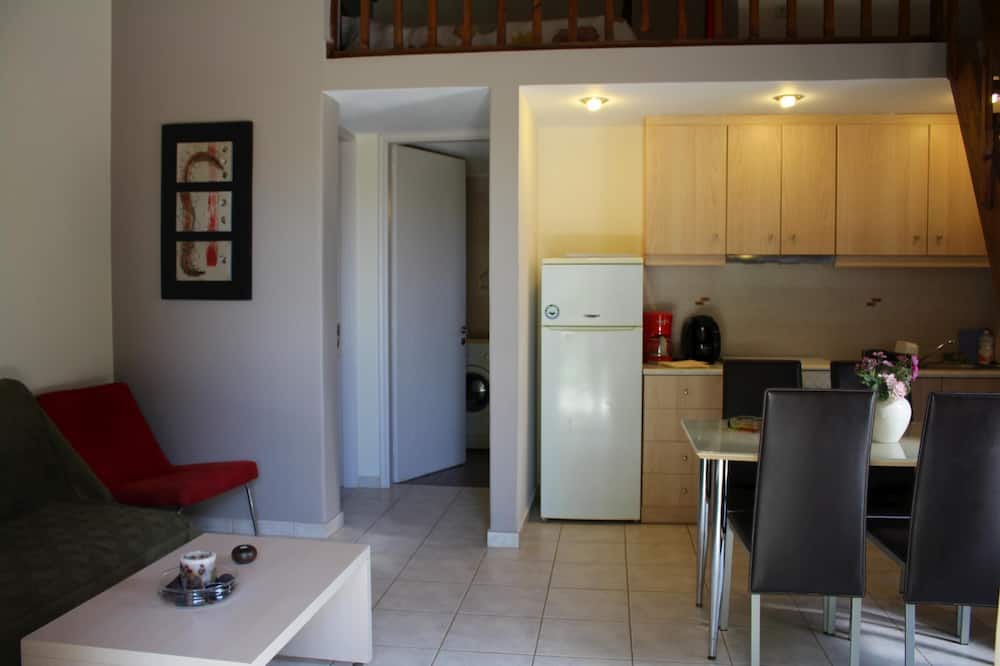 Photo of Livingroom in Plepi