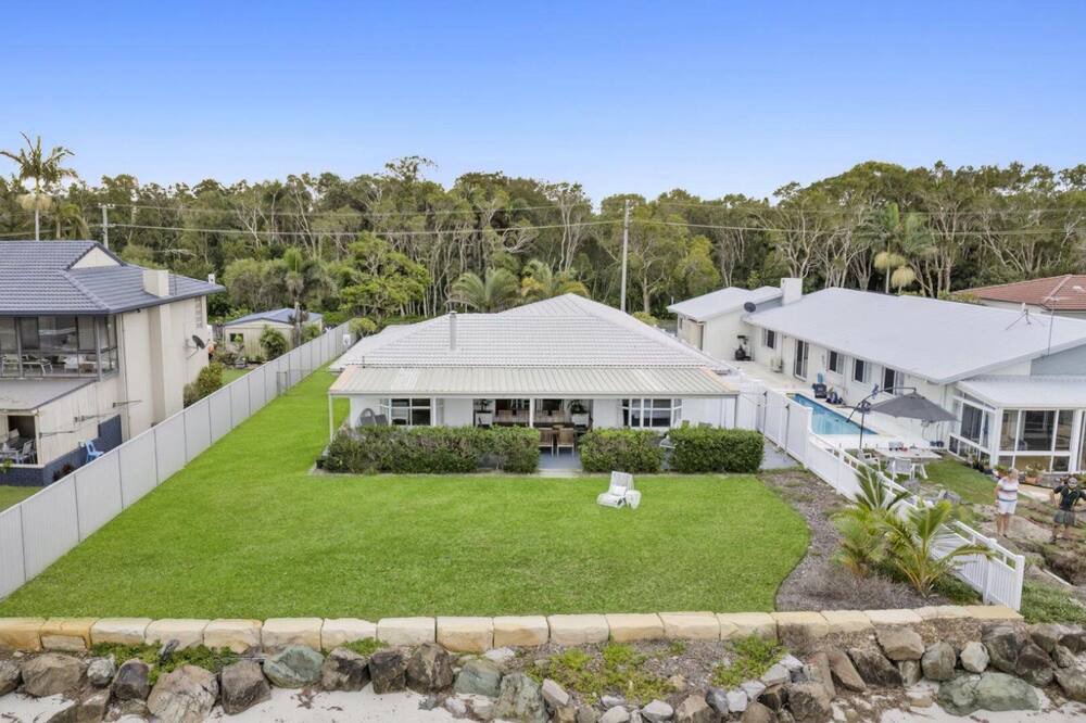 Photo of Outdoor in Beachmere