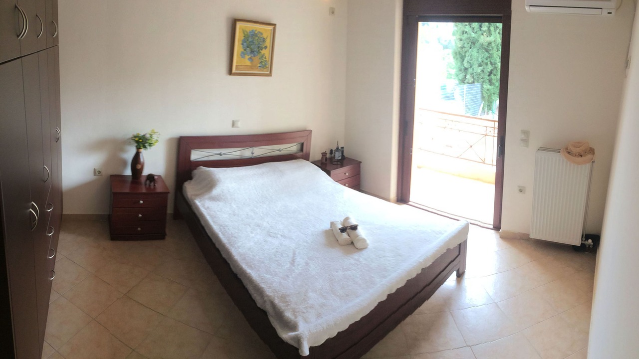 Photo of Bedroom in Koutsoupia